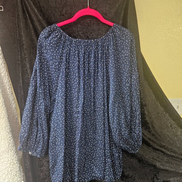 Lauren Conrad 2X Long Sleeve Button Down Navy blouse with polka dots - Picture 4 of 4